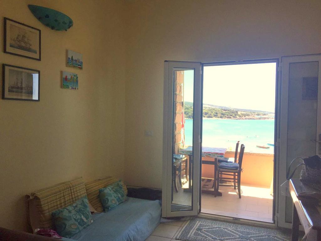 La Musica Del Mare Villa Isola Rossa Exterior photo